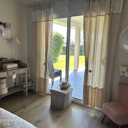 Holiday home Evasion Nature Au Val De L'eyre