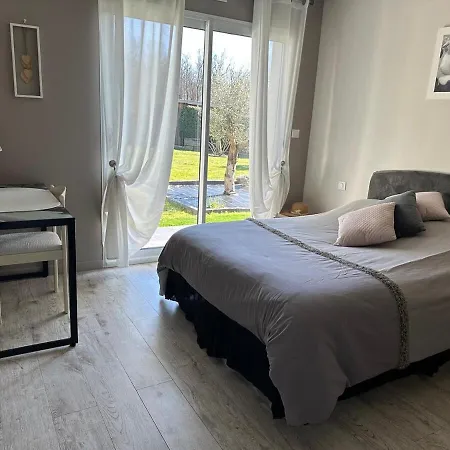 Evasion Nature Au Val De L'eyre Holiday home *